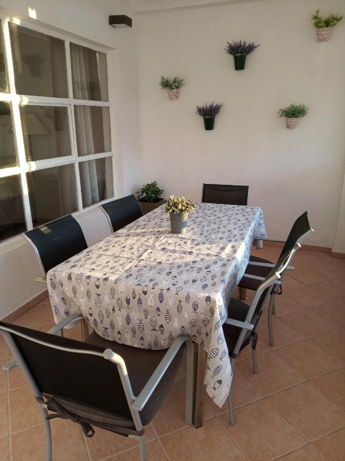 Apartman Mijic Trogir Exteriör bild