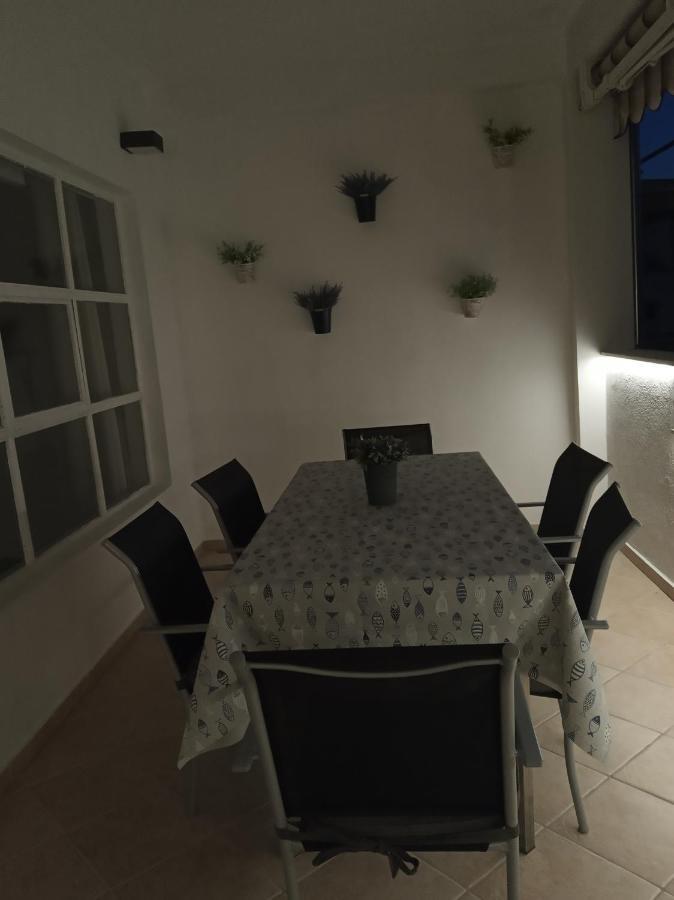 Apartman Mijic Trogir Exteriör bild