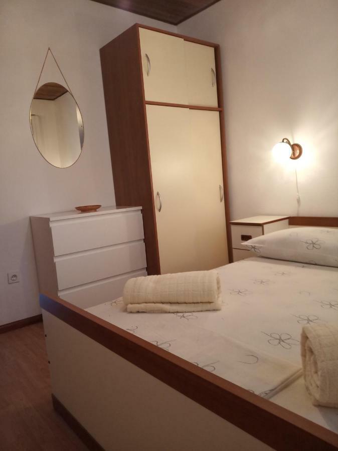 Apartman Mijic Trogir Exteriör bild