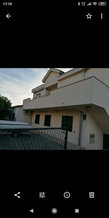 Apartman Mijic Trogir Exteriör bild