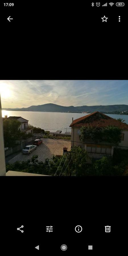 Apartman Mijic Trogir Exteriör bild